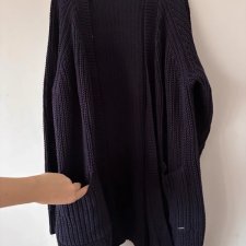 Granatowy kardigan oversize – bawełniany, gruby splot, kieszenie XL / 42 / 14·Bardzo dobry·Triangle