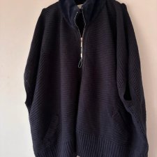 Ciepłe Granatowe Ponczo-Sweter Oversize z Dzianiny z Futerkiem przy 8XL / 56 / 28·Bardzo dobry·Pfeffinger