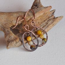 Kolczyki z kutej, oksydowanej miedzi i agatu /6/