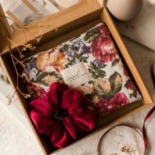 zestaw prezentowy kosmetyczka i frotka