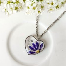 Naszyjnik z kwiatkami scewoli