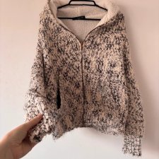 Pluszowa kurtka sweter z kapturem So Sweet S / 36 / 8·Bardzo dobry·So sweet