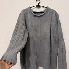 Miękki szary sweter – gruby splot, luźny krój, bardzo przyjemny w dotyku 5XL / 50 / 22·Bardzo dobry·Rainbow