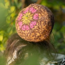 Czapka beret wełniana "Chaber łąkowy"