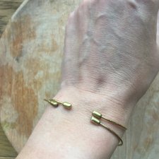 Bransoletki z mosiądzu