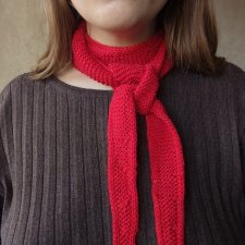 Czerwony wełniany duński szalik Sophie Wełna