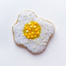 Jajko sadzone - broszka