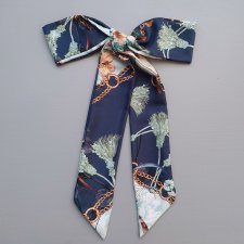 Apaszka twilly chwosty i łańcuchy