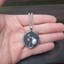 Samotna perła - wisiorek