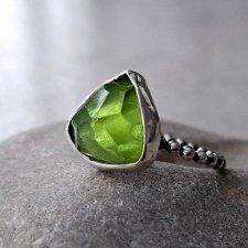 Lemon srebrny pierścionek z peridotem