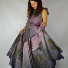 Barwiona roślinami Spódnica Łąka o Brzasku