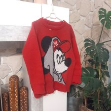 Z myszką Mickey L