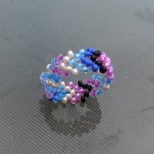 Szlak Mędrca -  kolorowy pleciony pierścionek z koralików handmade