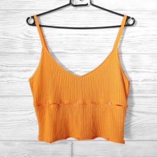 NA-KD top z guziczkami (A)