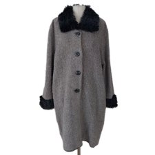 Ciepły kardigan z futerkiem