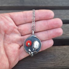 Perła i koral - wisiorek