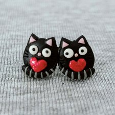 Kolczyki czarne kotki z serduszkiem