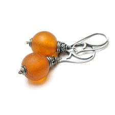 Amber ball  - kolczyki
