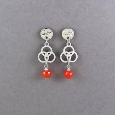 Kolczyki wiszące z karneolami