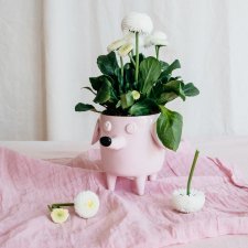 Mała doniczka różowa pies Azorek - Rękodzieło na prezent od Lamabo Ceramics