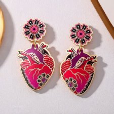 Kolczyki boho, akrylowe serca