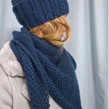 Zestaw szydełkowy: czapka i chusta