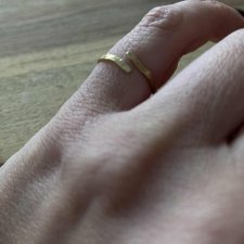 Pierścionek minimalistyczny rękodzieło regulowany