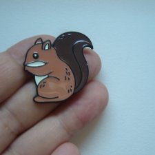 PIN PRZYPINKA BROSZKA WIEWIÓRKA