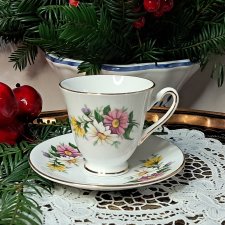 Windsor (CWS) bone china filiżanka i spodek wzór margaretki