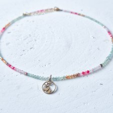 naszyjnik z apatytu i granatu