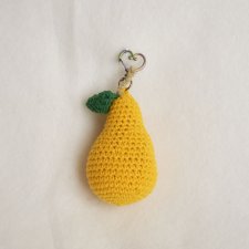Brelok handmade – szydełkowa gruszka | unikatowy dodatek