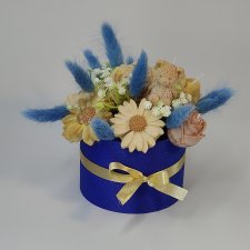 Flowerbox - bukiet kwiatów - wosk - prezent - rękodzieło