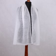 Ślubny delikatny szal