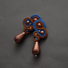 cynamonowo-kobaltowe kolczyki sutasz