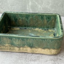 Prostokątna umywalka z koronką