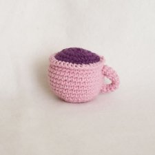 Szydełkowa Filiżanka – Dekoracja Handmade / Maskotka