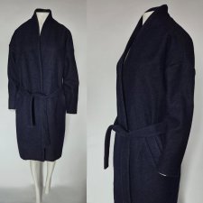 PREMIUM And Less FRANCE elegancki płaszcz damski z wełną granatowy wiązany R 40 L Hu104