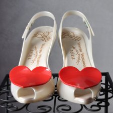 Melissa Vivienne Westwood Anglomania 39