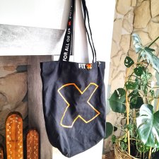 Duża wygodna z X-em