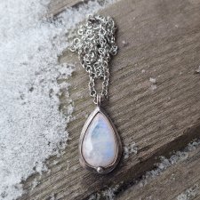 Kamień księżycowy - wisiorek
