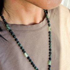 naszyjnik z naturalnych kamieni