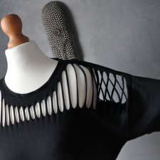 Top wycięcia czarny MEDICINE XS S