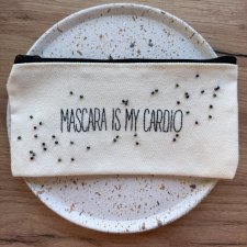 Kosmetyczka saszetka z haftem 3