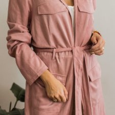 pudrowa zamszowa narzutka 44/46