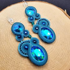 Turkusowe kolczyki sutasz z kryształkami