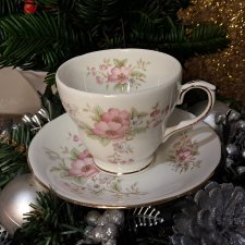 Winchester bone china filiżanka i spodek wzór Meadow Lane (naparstnica)