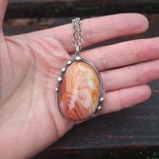 Żywe kultury bakterii - wisiorek