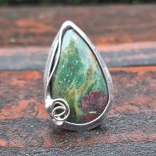 Rubin w fuksycie - pierścionek regulowany