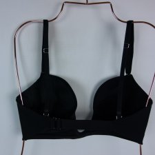 Wonderbra usztywniany biustonosz 32C / 70C