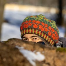 Czapka beret wełniana "W kolorach nasturcji"